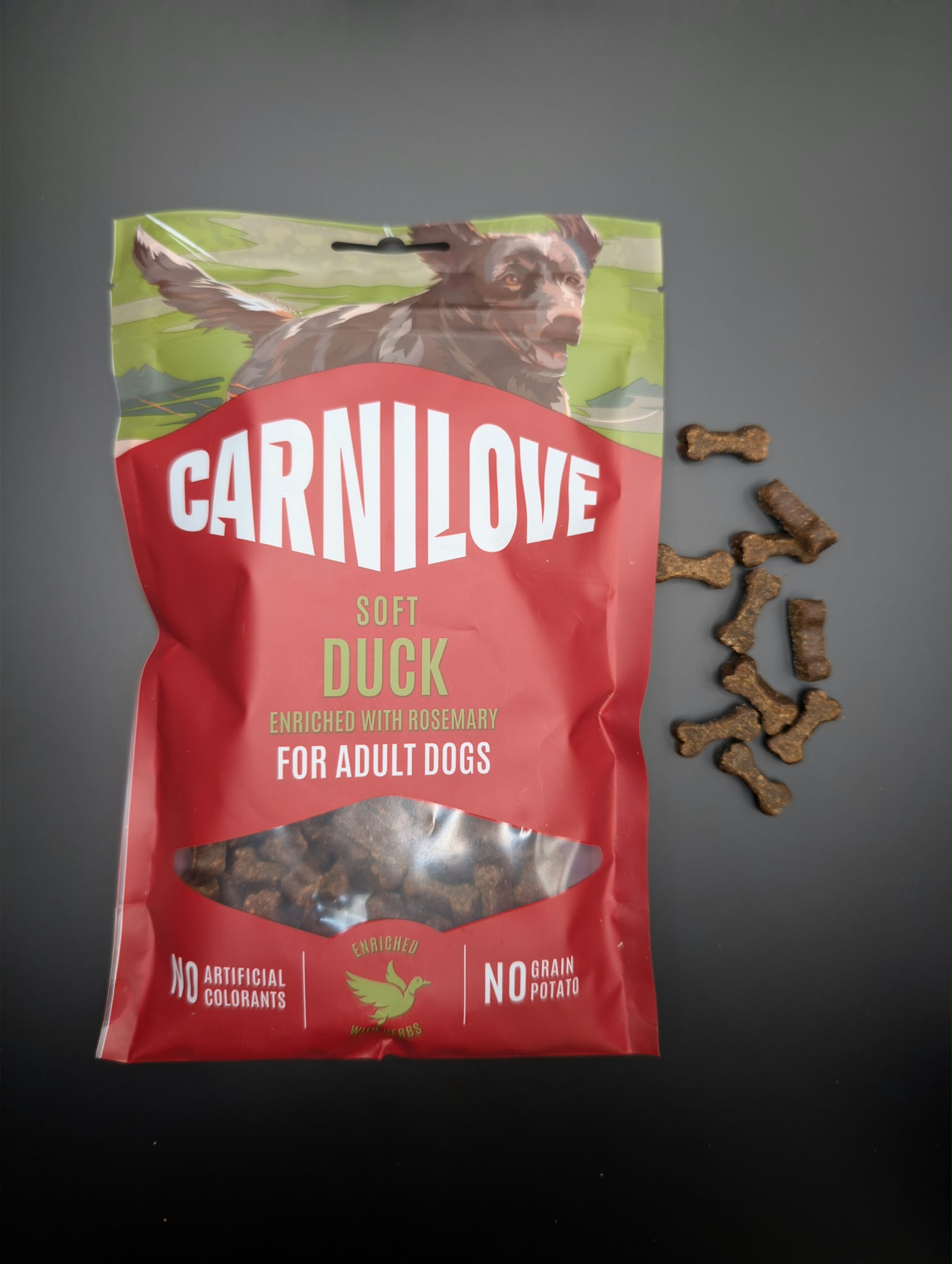 CARNILOVE Soft Snack Duck enriched with Rosemary 200 g - kaczka z rozmarynem