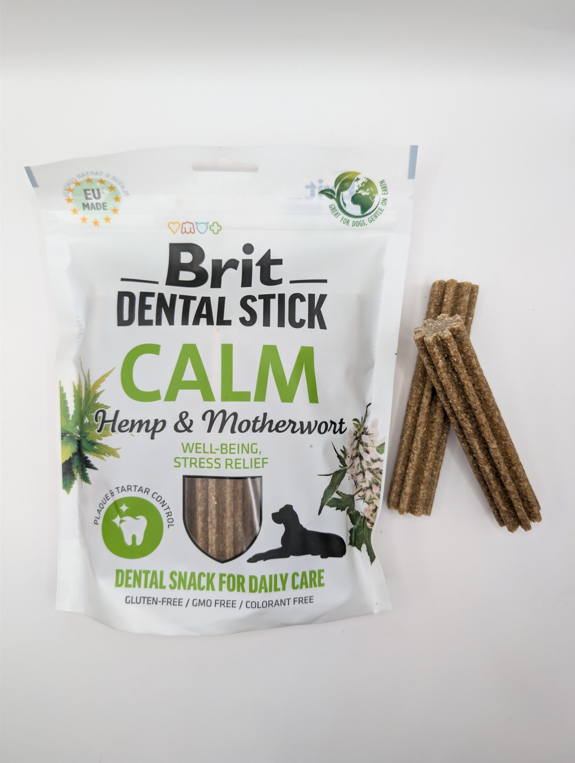 Brit Dental Stick Dog Calm with Hemp & Motherwort 251g - Przysmaki dentystyczne z dodatkiem konopi, rumianku i serdecznika