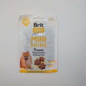 Brit Care Mini Treats Shine 50g - półwilgotne przysmaki z łososiem