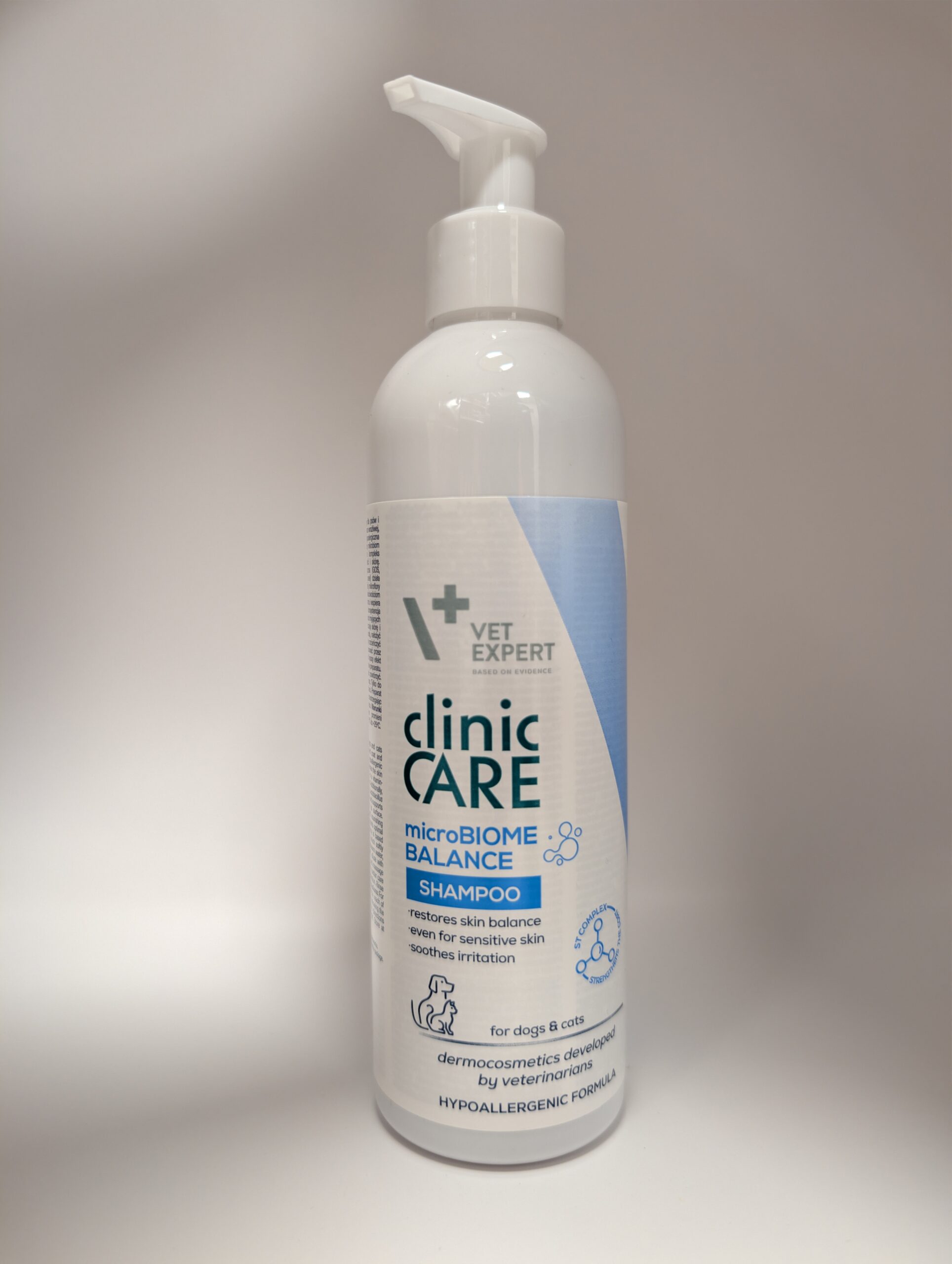 VET EXPERT Clinic Care microBiome Balance Shampoo - szampon dermokosmetyczny dla psów i kotów 250 ml