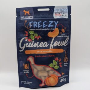 SYTA MICHA FREEZY -  Liofilizowane przysmaki dla psa Perliczka z dynią  40g